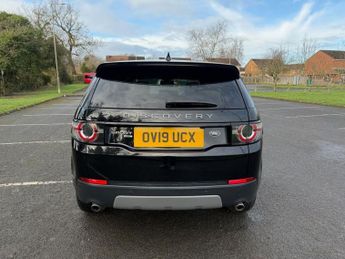 LAND ROVER DISCOVERY SPORT 2.0 TD4 Landmark SUV 5dr Diesel Auto 4WD Euro 6 (s/s) (180 ps)