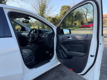 MERCEDES-BENZ B-CLASS 1.8 B180 CDI Sport MPV 5dr Diesel 7G-DCT Euro 5 (s/s) (109 ps)