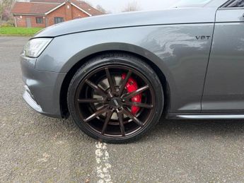 AUDI S4 3.0 TFSI V6 Saloon 4dr Petrol Tiptronic quattro Euro 6 (s/s) (35