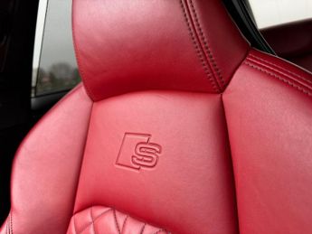 AUDI S4 3.0 TFSI V6 Saloon 4dr Petrol Tiptronic quattro Euro 6 (s/s) (35