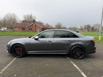 AUDI S4 3.0 TFSI V6 Saloon 4dr Petrol Tiptronic quattro Euro 6 (s/s) (35