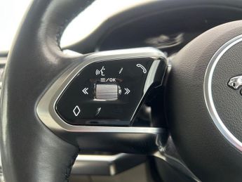JAGUAR I-PACE 400 90kWh SE SUV 5dr Electric Auto 4WD (400 ps)