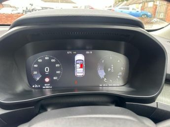 VOLVO XC40 2.0 D3 Inscription SUV 5dr Diesel Auto Euro 6 (s/s) (150 ps)