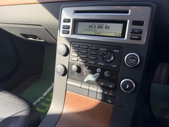 VOLVO V70 2.4 D5 SE Lux RTI Nav Estate 5dr Diesel Geartronic Euro 4 (185 p