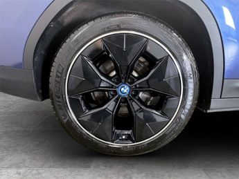 BMW IX3 80kWh Premier Edition SUV 5dr Electric Auto (286 ps)