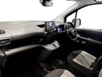 CITROEN E-BERLINGO 52kWh PLUS XL MPV 5dr Electric Auto (7.4kW Charger) (136 ps)