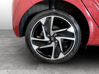 HYUNDAI I10 1.2 Premium Hatchback 5dr Petrol Auto Euro 6 (s/s) (84 ps)