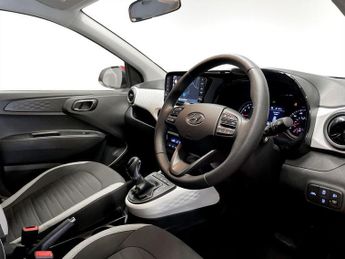 HYUNDAI I10 1.2 Premium Hatchback 5dr Petrol Auto Euro 6 (s/s) (84 ps)