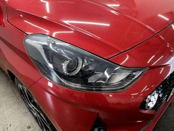 HYUNDAI I10 1.2 Premium Hatchback 5dr Petrol Auto Euro 6 (s/s) (84 ps)