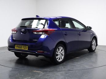 TOYOTA AURIS 1.8 VVT-h Icon Tech Hatchback 5dr Petrol Hybrid CVT Euro 6 (s/s)