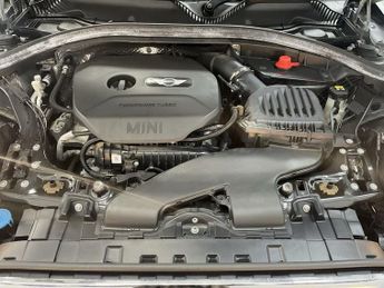 MINI CLUBMAN 1.5 Cooper Estate 6dr Petrol Manual Euro 6 (s/s) (136 ps) - AA I