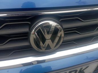 VOLKSWAGEN T-ROC 1.5 TSI GPF EVO R-Line SUV 5dr Petrol DSG Euro 6 (s/s) (150 ps)