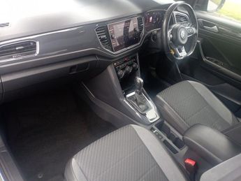 VOLKSWAGEN T-ROC 1.5 TSI GPF EVO R-Line SUV 5dr Petrol DSG Euro 6 (s/s) (150 ps)