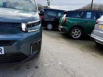 CITROEN E-BERLINGO 52kWh PLUS XL MPV 5dr Electric Auto (7.4kW Charger) (136 ps)