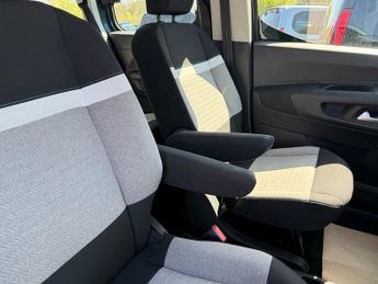 CITROEN E-BERLINGO 52kWh PLUS XL MPV 5dr Electric Auto (7.4kW Charger) (136 ps)