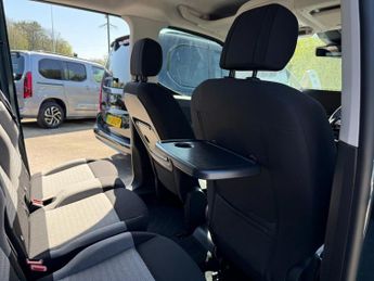 CITROEN E-BERLINGO 52kWh PLUS XL MPV 5dr Electric Auto (7.4kW Charger) (136 ps)