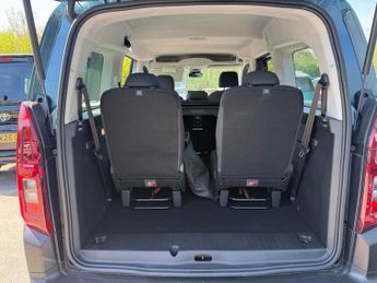 CITROEN E-BERLINGO 52kWh PLUS XL MPV 5dr Electric Auto (7.4kW Charger) (136 ps)