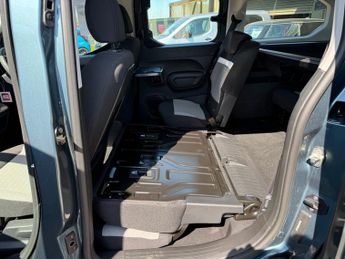 CITROEN E-BERLINGO 52kWh PLUS XL MPV 5dr Electric Auto (7.4kW Charger) (136 ps)