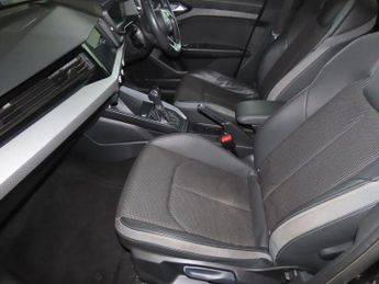 AUDI A1 1.0 TFSI 25 S line Sportback 5dr Petrol S Tronic Euro 6 (s/s) (9