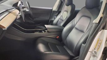 TESLA Model 3 (Dual Motor) Long Range Saloon 4dr Electric Auto 4WDE (346 ps)