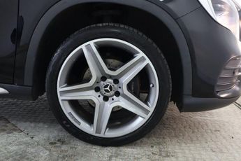 MERCEDES-BENZ GLA 2.1 GLA200d AMG Line 7G-DCT Euro 6 (s/s) 5dr