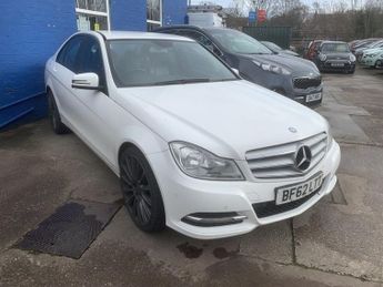 Mercedes C Class 2.1 C200 CDI BlueEfficiency Executive SE Saloon 4dr Diesel Manua