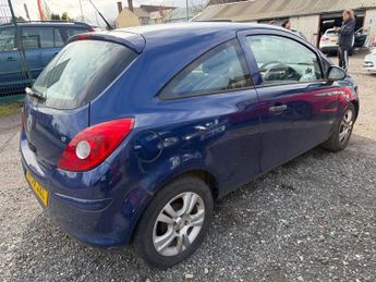 VAUXHALL CORSA 1.2i Active Hatchback 3dr Petrol Easytronic (137 g/km, 79 bhp)