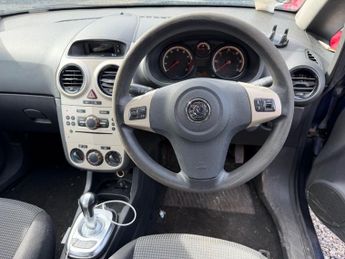 VAUXHALL CORSA 1.2i Active Hatchback 3dr Petrol Easytronic (137 g/km, 79 bhp)