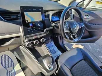 RENAULT ZOE White R135 EV50 GT Line electric hatchback, 53,700 miles, Automa