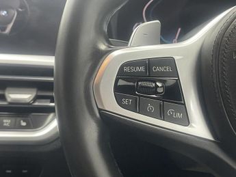 BMW 3 SERIES 2.0 330e 12kWh M Sport Saloon 4dr Petrol Plug-in Hybrid Auto Eur