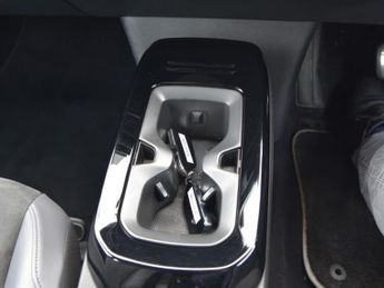 VOLKSWAGEN ID.4 Pure 52kWh Life SUV 5dr Electric Auto (148 ps)