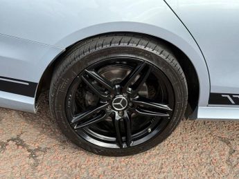 MERCEDES-BENZ E-CLASS 2.0 E220d AMG Line Estate 5dr Diesel G-Tronic+ Euro 6 (s/s) (194