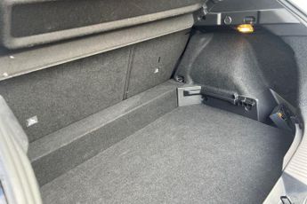 NISSAN QASHQAI 1.3 DIG-T MHEV Tekna+ SUV 5dr Petrol Hybrid XTRON Euro 6 (s/s) (