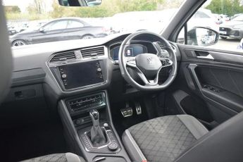 VOLKSWAGEN TIGUAN 2.0 TDI R-Line SUV 5dr Diesel DSG 4Motion Euro 6 (s/s) (150 ps)