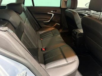 VAUXHALL INSIGNIA 1.6 CDTi Elite Sports Tourer 5dr Diesel Auto Euro 6 (136 ps)