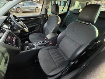 SKODA OCTAVIA 2.0 TDI SE L Estate 5dr Diesel DSG 7Spd Euro 6 (s/s) (150 ps)