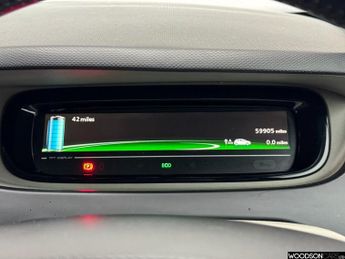 RENAULT ZOE 22kWh Dynamique Intens Hatchback 5dr Electric Auto (Battery Leas