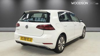 VOLKSWAGEN E-GOLF 35.8kWh e-Golf Hatchback 5dr Electric Auto (136 ps)