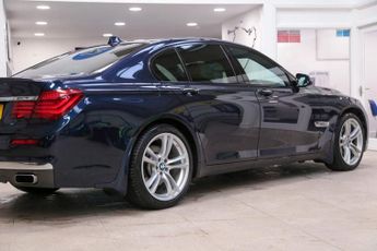 BMW 7 SERIES 3.0 740d M Sport Exclusive Saloon 4dr Diesel Auto Euro 5 (s/s) (
