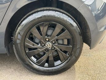 VOLKSWAGEN POLO 1.0 TSI Match Hatchback 5dr Petrol DSG Euro 6 (s/s) (95 ps)