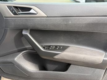 VOLKSWAGEN POLO 1.0 TSI Match Hatchback 5dr Petrol DSG Euro 6 (s/s) (95 ps)