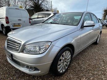 Mercedes C Class 2.1 C220 CDI Elegance Saloon 4dr Diesel Auto Euro 4 (170 ps)