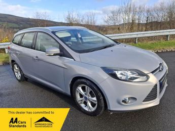 Ford Focus 1.6 Zetec Estate 5dr Petrol Powershift Euro 5 (125 ps)