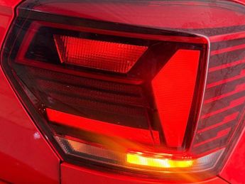 VOLKSWAGEN POLO 1.0 TSI Match Hatchback 5dr Petrol DSG Euro 6 (s/s) (95 ps)