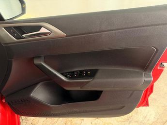 VOLKSWAGEN POLO 1.0 TSI Match Hatchback 5dr Petrol DSG Euro 6 (s/s) (95 ps)