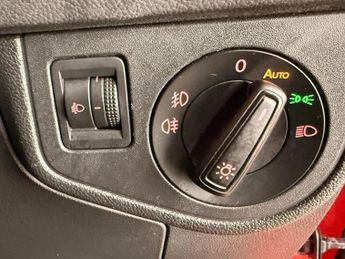 VOLKSWAGEN POLO 1.0 TSI Match Hatchback 5dr Petrol DSG Euro 6 (s/s) (95 ps)