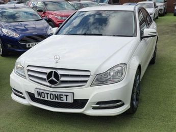 MERCEDES-BENZ C-CLASS 1.6 C180 BlueEfficiency Executive SE Saloon 4dr Petrol G-Tronic+