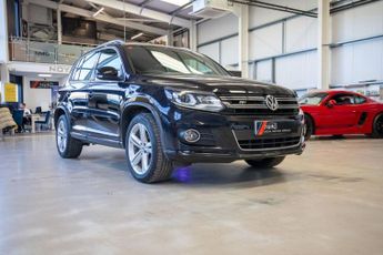 VOLKSWAGEN TIGUAN 2.0 TDI BlueMotion Tech R-Line SUV 5dr Diesel DSG 4WD Euro 5 (s/