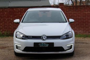 VOLKSWAGEN E-GOLF 35.8kWh e-Golf Hatchback 5dr Electric Auto (136 ps)