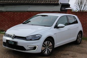 VOLKSWAGEN E-GOLF 35.8kWh e-Golf Hatchback 5dr Electric Auto (136 ps)